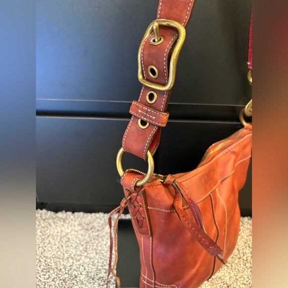 Coach Y2K Bleecker Slim Duffle Saddle Tan Leather Crossbody bag - Picture 12 of 15